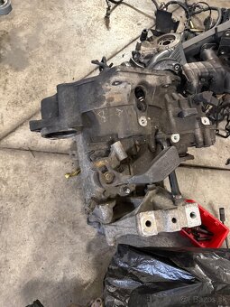 Rozpredam 1.9tdi 66/81kw - 6