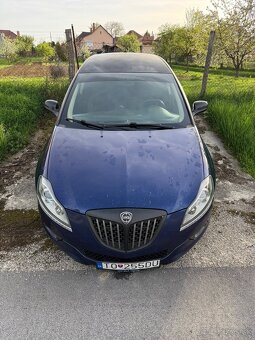 Lancia Delta 1.9 JTD Twinturbo 140kw - 6