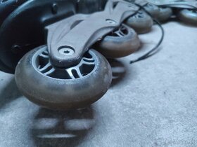 Rôzne veci - Korčule, Kompresory, switch, atď. - 6