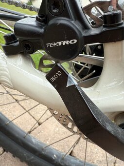 bicykel SPECIALIZED - 6