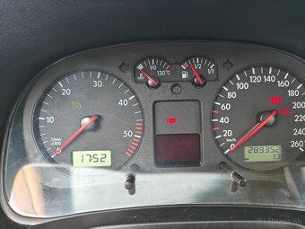 Volkswagen Bora 1.9 TDI 74kw - 6