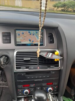 Audi Q7 - 6