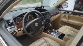 ROZPREDAM VW TOUAREG 2.5TDI - 6