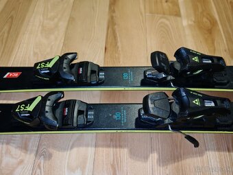 detské lyže s lyžiarkami - 6