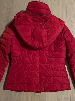 Armani bunda červená s kapucňou - 6