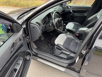 Škoda Octavia Combi RS 2.0 TDi 125 kW - 6