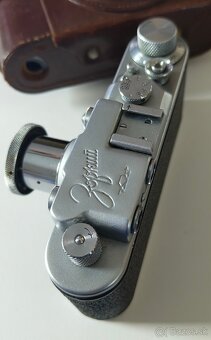 Zorki + 50/3.5 Industar 22 - 6