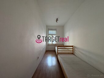 FOR RENT: Beautiful 3-room apartment in the center of Martin - 6