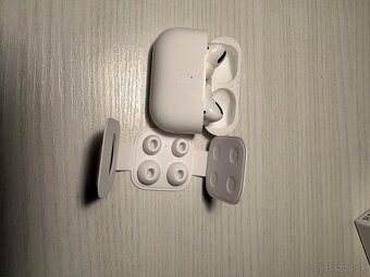 Apple Airpods pro ( 2 gen. výroby) - 6