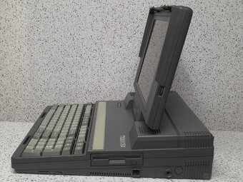RETRO LAPTOP 》 TOSHIBA T3200SX 》HISTORICKÝ NOTEBOOK - 6