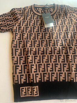Svetrík FENDI, č. 38/40 - 6