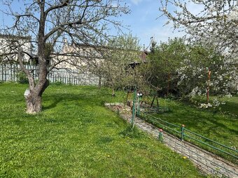 Rodinný dom s veľkým pozemkom - Spišská Nová Ves - 6