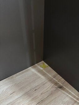 Šatníková skriňa - 6