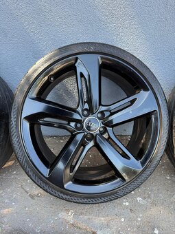 Audi Blade R21 Racing Line 5x112 - 6