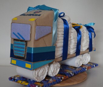 originálny darček pre bábätko - plienková torta - 6