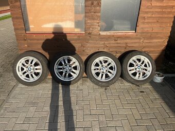 Predám BMW disky s pneu 5x120 R16 - 6