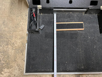 Predám Custom Pedalboard - 6