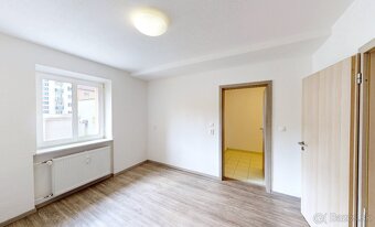 CENTRUM nebytový priestor 50 m2 + parkovacie miesto - 6