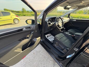 VW Touran 2,0 TDi 110kW Highline DSG 7 miest. - 6