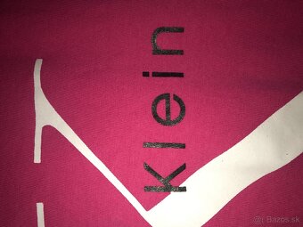 NOVE CALVIN KLEIN fuksia damske tricko S - 6