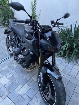 Yamaha MT 09 - 6