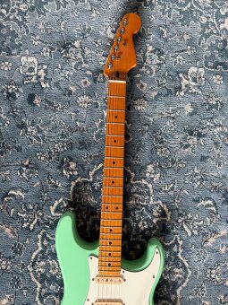 Handmade Vintage-Style 60's Surf Green Strat - 6