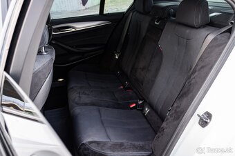 BMW 520d xDrive M Sport / TOP STAV / Virtuálny kokpit / - 6