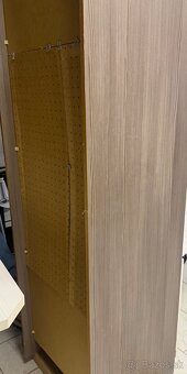 Predám používanú skriňu - 6