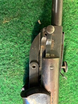 Ruská Vzduchovka iz - 6