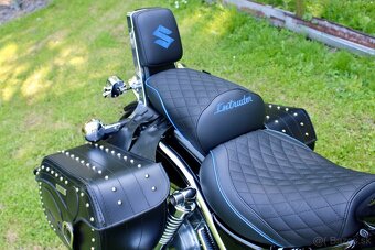 Suzuki Intruder 800 - 6