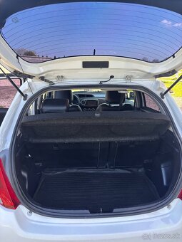 Toyota Yaris 1.0 - šikovné mestské auto - 6