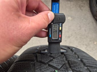 215/65 r17 zimné 4 ks CONTINENTAL dezén 7,7-7,2 mm - 6