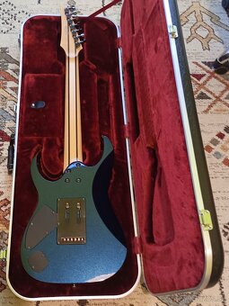 Ibanez RG 1527 Prestige Japan - 7 string - 800€ - 6