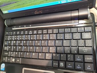 Asus Eee PC 901, model EEEPC901-BK009X, s puzdrom - 6