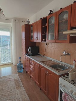 Prenájom 3 - izbového  bytu  Močenok - 6