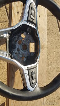 Predám multifunkčný volant na Passat B8 - 6