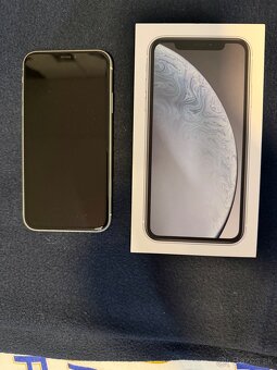 iPhone XR 128gb white - 6