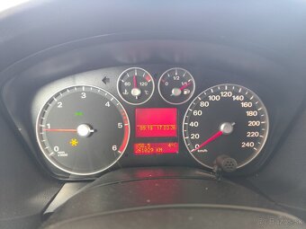 Predam Ford Focus kombi 1,8TDci - 6