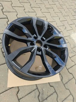 Predám originál diky Autec Uteca r18 5x112 ET 38 - 6