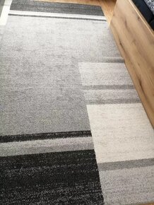 Moderný koberec o rozmeroch 2x2,9m - 6