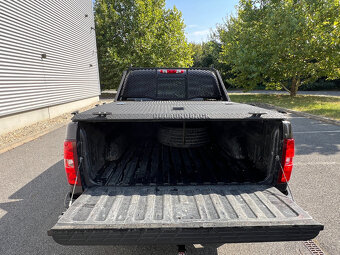 Chevrolet Silverado 5.3 V8, 4x4, LPG, 97 500 km, tažné 3.5t - 6