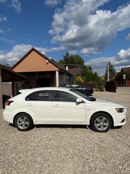 Mitsubishi Lancer 1,5 - 6