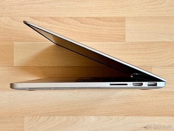 MacBook Pro 13", Výdrž batérie 5 hod. - 6