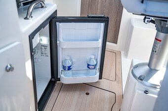 QUICKSILVER 705 PILOTHOUSE + MERCURY F 150 EFI EXLPT - 6