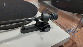 Pro-ject DEBUT CARBON - 6