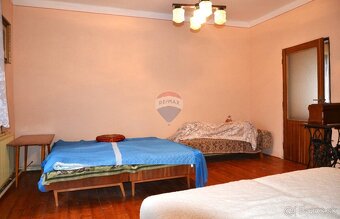 Na predaj 2 izbový dom s veľkým pozemkom v Poltári mestská č - 6