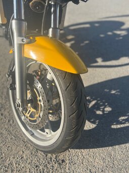 Suzuki sv650 2002 - 6