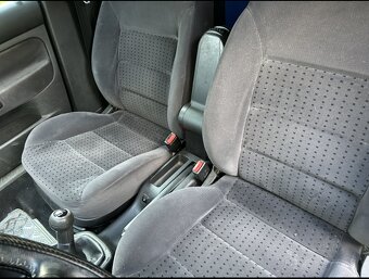 Predam VW Golf 4 - 6