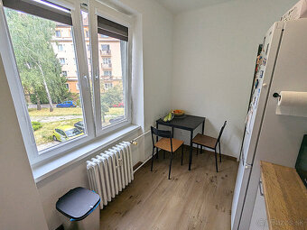 rekonštruovaný 2 i. TEHLOVÝ byt, blízko Centra, OV, Lo, Čsa - 6