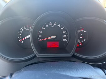Kia Rio - 6